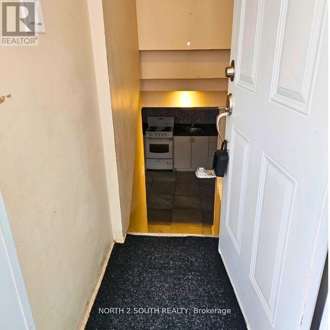 Building Photo - 397 Terry Dr