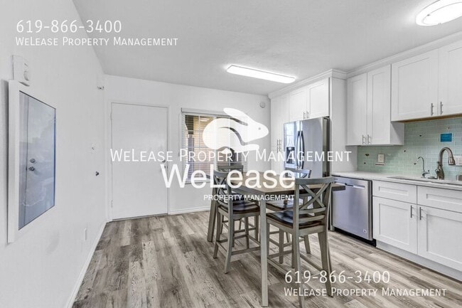 Building Photo - 5051 La Jolla Blvd