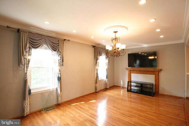 Building Photo - 632 Ivy League Ln