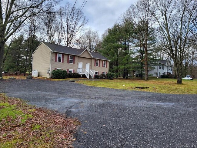 Foto del edificio - 4 Debra Pl