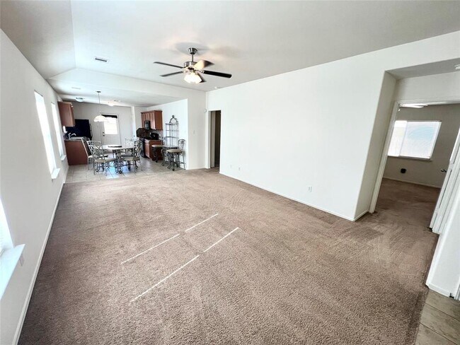 Foto del edificio - 1922 Blossom Breeze Ln