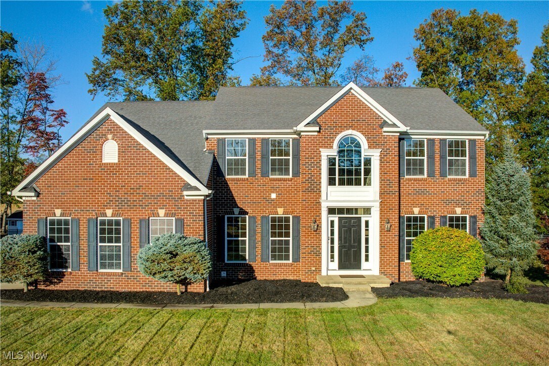 2576 Covington Pl Avon, OH 44011 – photo 1 of 40