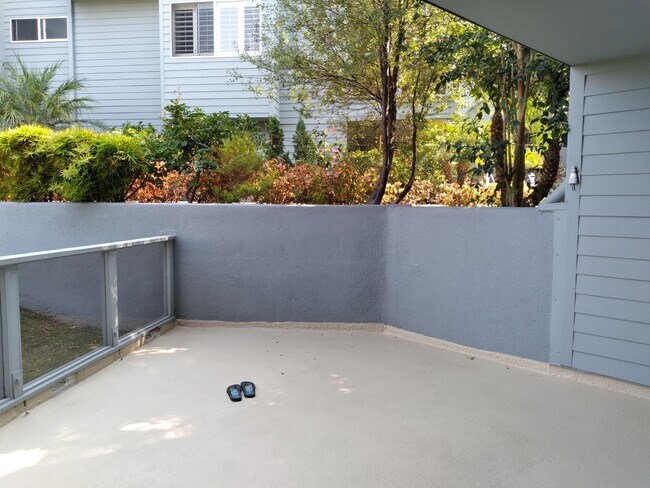Oversized patio - 250 The Vlg