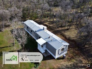 Building Photo - 16359 Hawthorne Ave