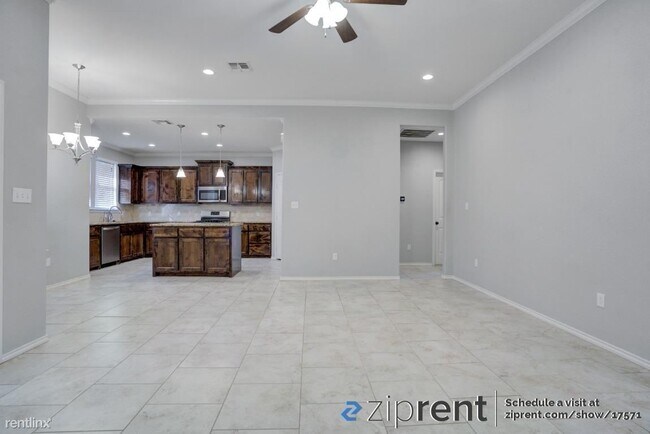 Foto del edificio - 3 br, 2 bath House - 905 Cheyenne Street, ...