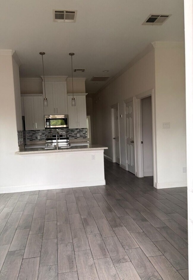 Foto del edificio - 4810 Wilmington St