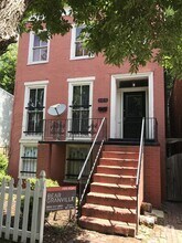 Building Photo - 506 W Marshall St