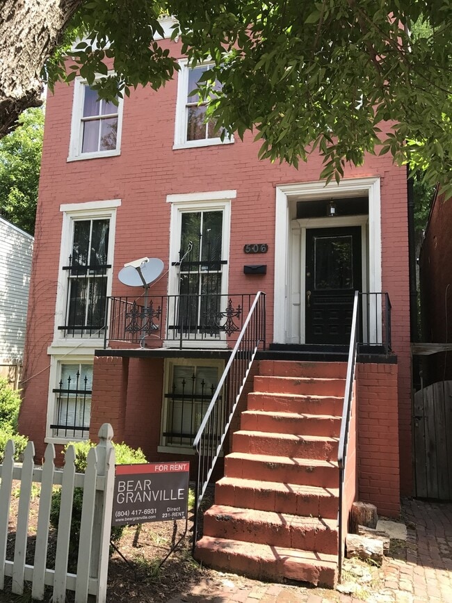 Photo - 506 W Marshall St Apartment