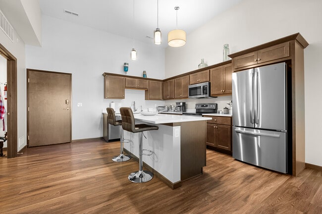 Building Photo - 2871 Spring Rose Cir