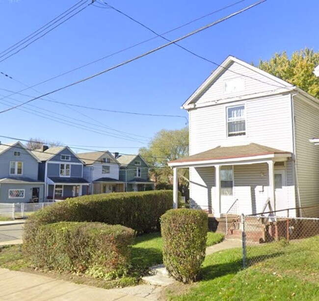 Foto del edificio - Lovely Two Bedroom House Next to Playground