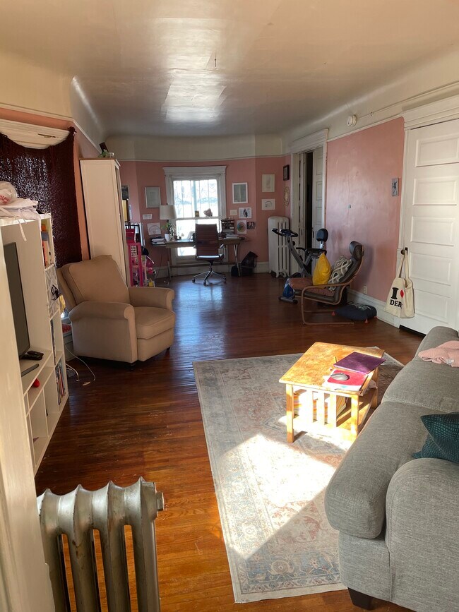 Living Room - 3119 2nd Ave S