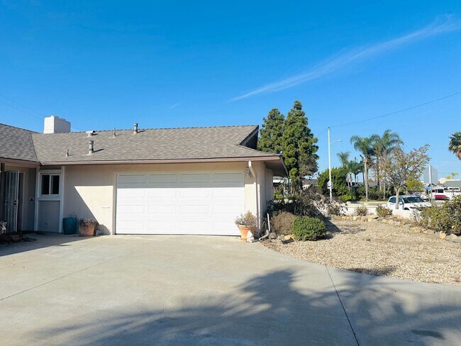 Foto del edificio - 3BD/2BA Single-Story Home in Huntington Beach