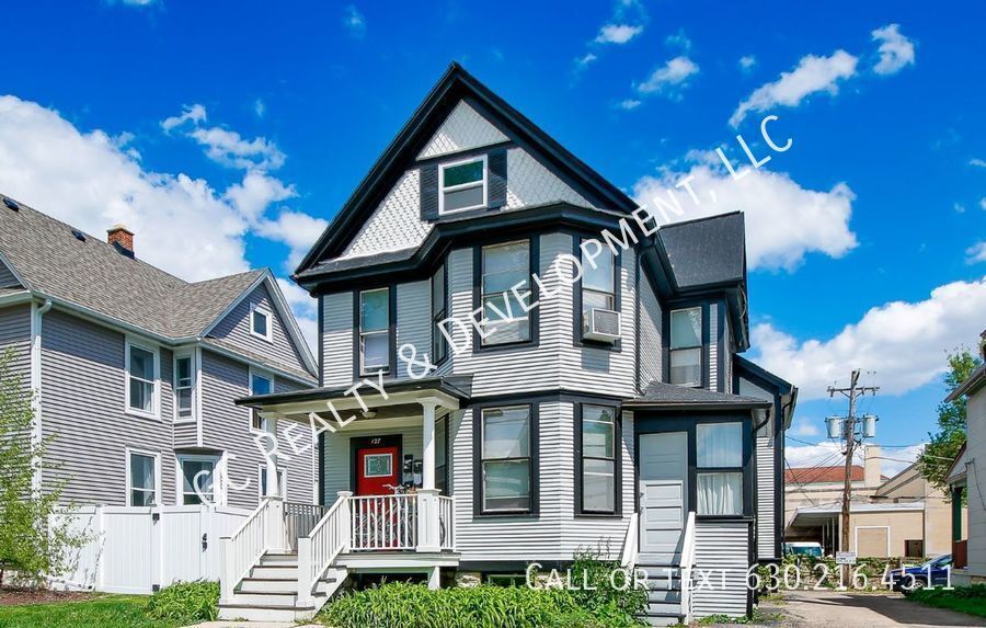 127 N West St Unit 2R, Wheaton, IL 60187 Condo for Rent in Wheaton