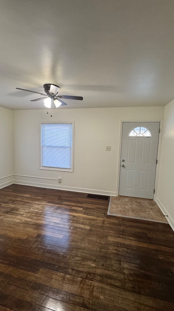 Building Photo - 2162 Vermont St