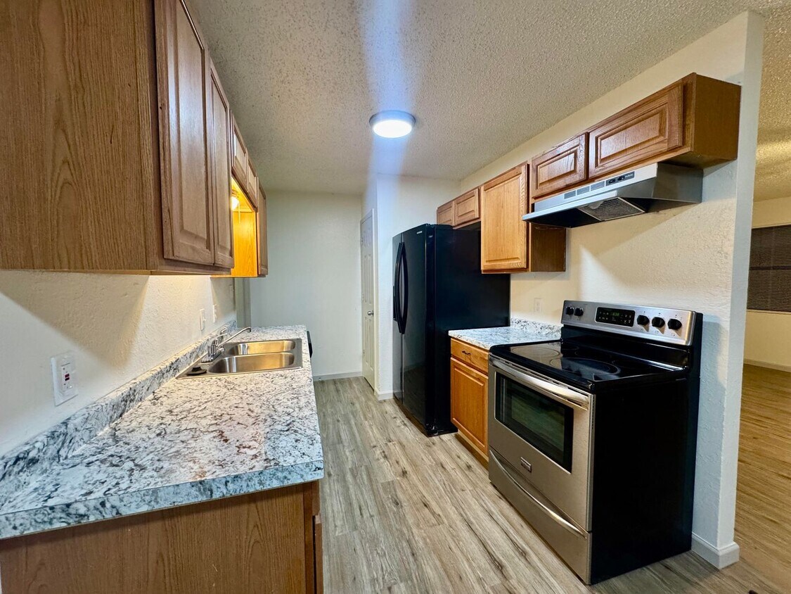 Photo - 705 N 1st Street