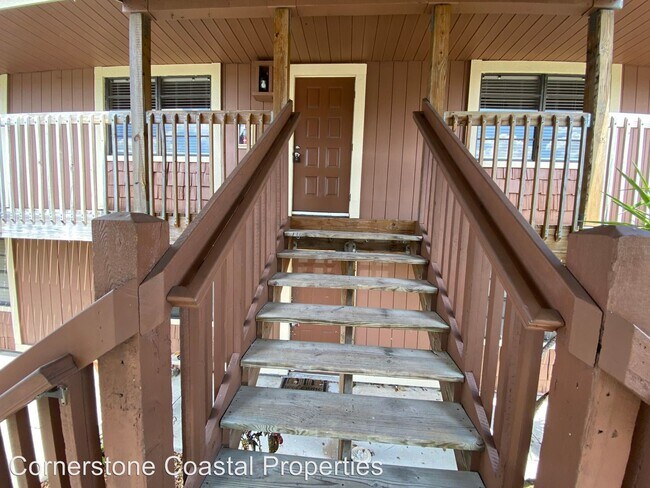 Building Photo - 2 br, 2 bath House - 1407 SW 16th Ter #202