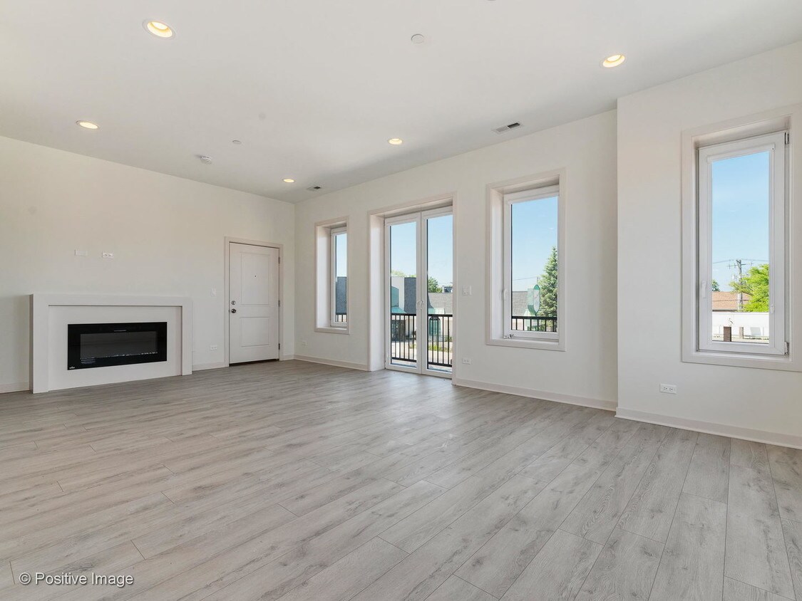 7355 W Grand Ave, Elmwood Park, IL 60707 Condo for Rent in Elmwood