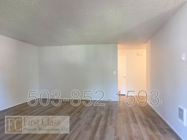 Building Photo - 1364 NE 186th Ave