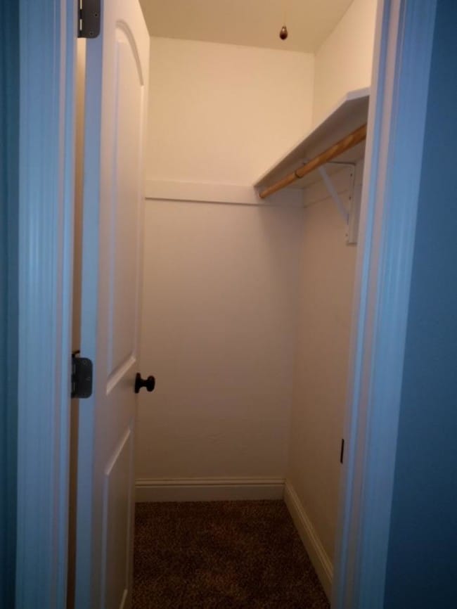 Building Photo - 1 bedroom in Pollock Pines CA 95726