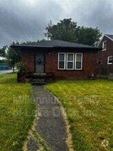 Building Photo - 15301 Stout St