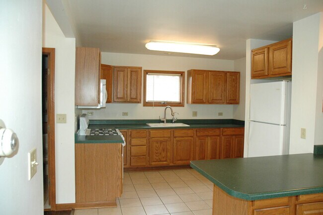 Foto del edificio - 25337 W Richmond Ave