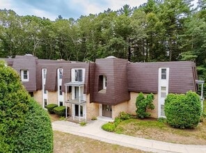 Building Photo - 6 Shadowbrook Ln