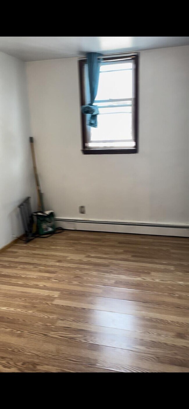 Foto del edificio - 109-53 153rd St