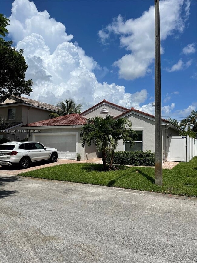 Foto del edificio - 3315 SW 49th St