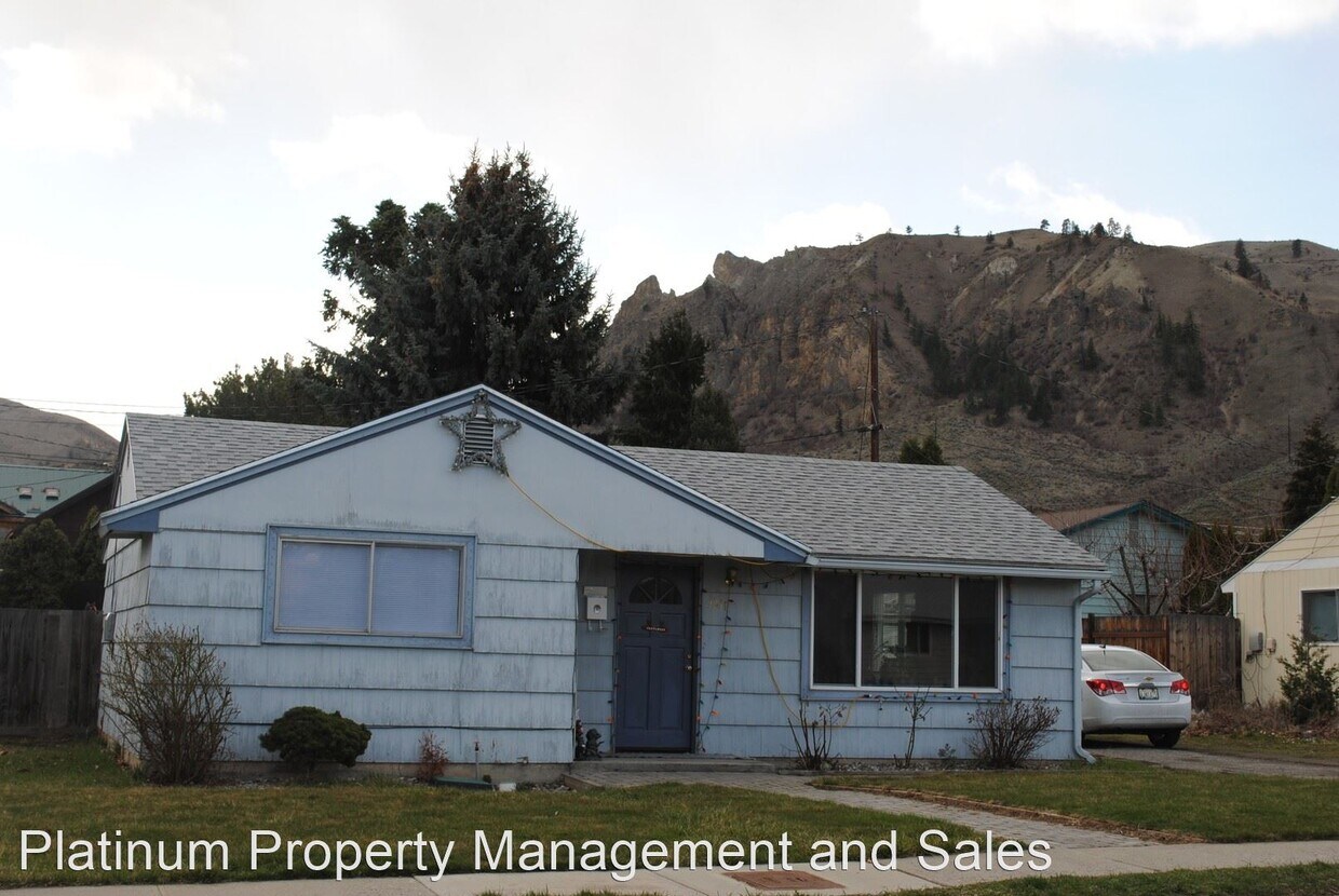 2 br, 1 bath House 1211 Utah St House for Rent in Wenatchee, WA