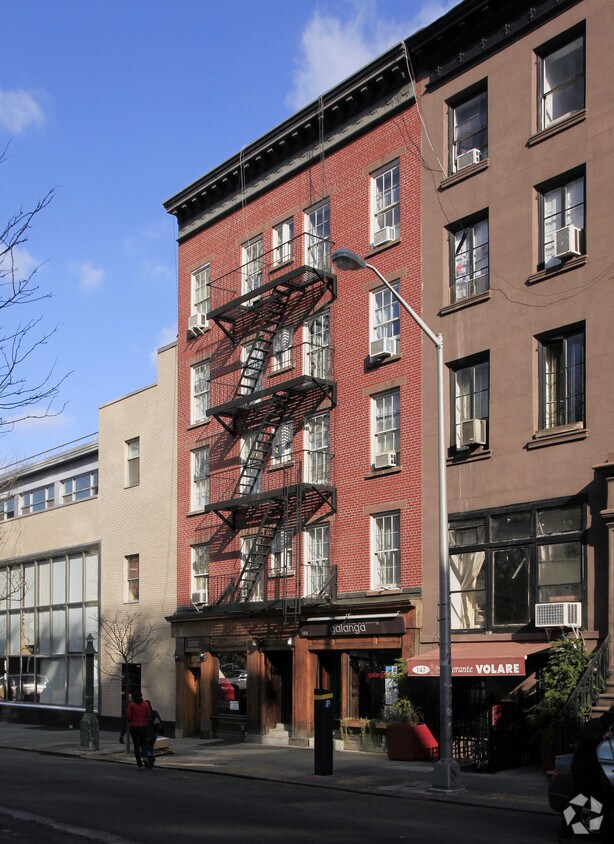 CON 149 Fourth St. - 149 W Fourth St