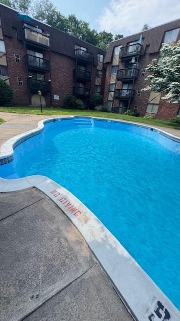 Photo - 1274 E Main St Apartment