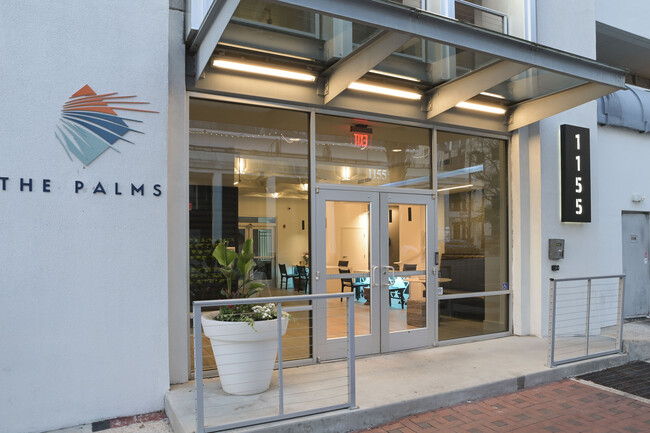 Leasing Office Exterior - The Palms on Main