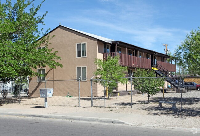 Building Photo - 6901-6909 Acoma Rd SE
