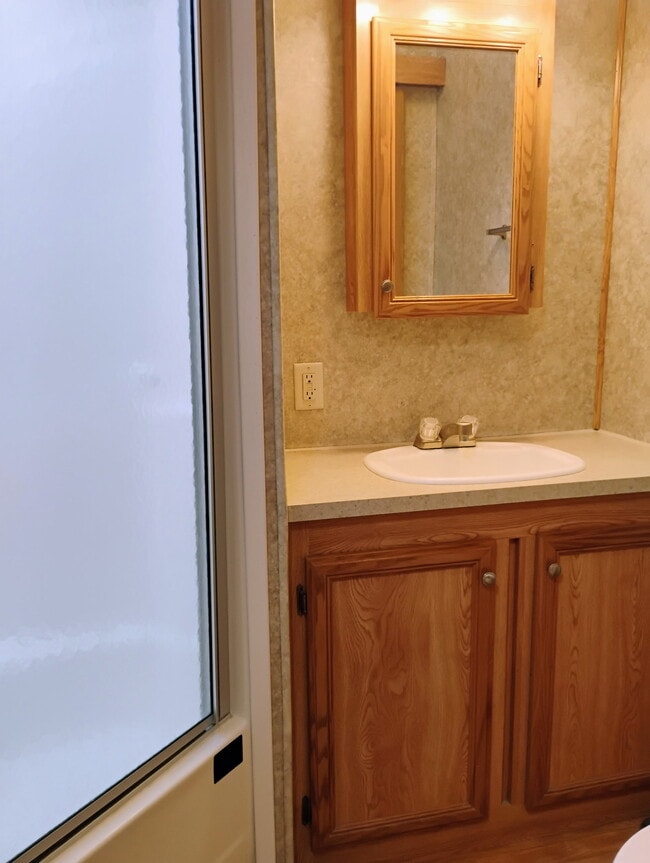 Building Photo - 5A - Park Model  pec meter 572327