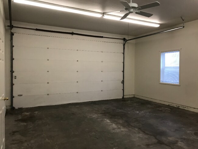 Foto del edificio - 1012 NW 106th Cir