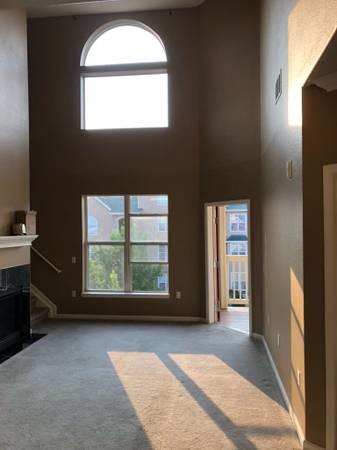 living room - 19049 E Warren Dr