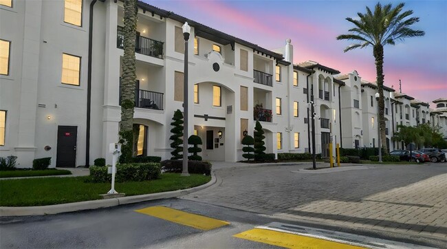 Foto del edificio - 5550 E Michigan St