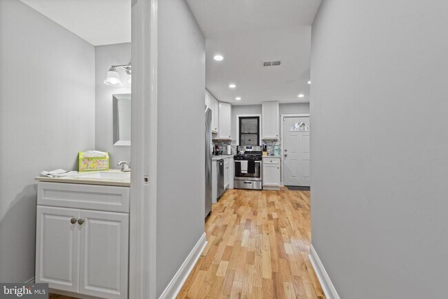 Foto del edificio - 712 N Duncan St