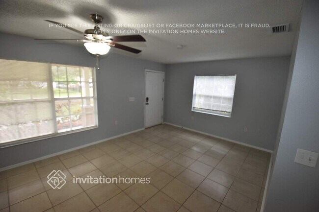 Foto del edificio - 1117 W Knollwood St