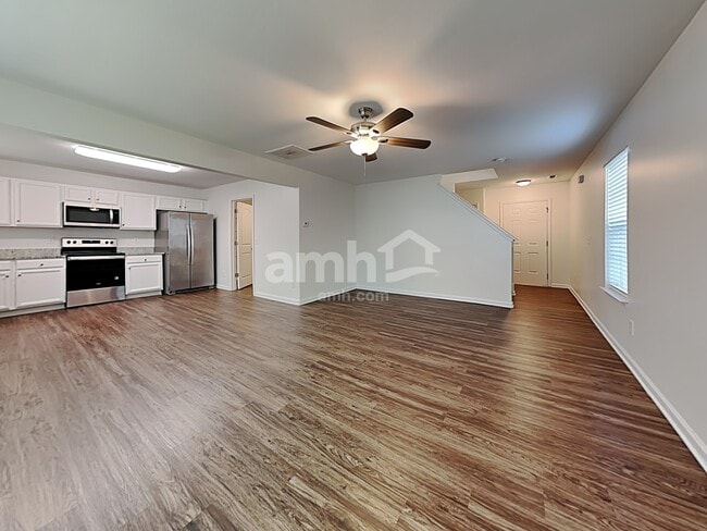 Building Photo - 3240 Laurenfields Way