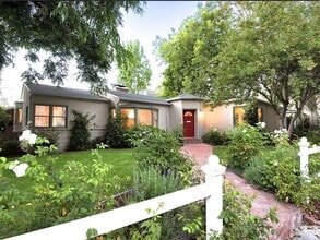 Building Photo - 12271 Laurel Terrace Dr