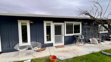 Building Photo - 2335 Bella Tierra Ln