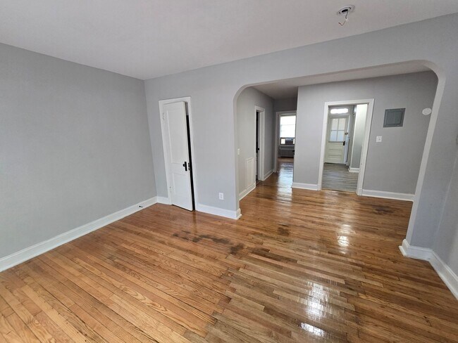 Foto del edificio - 1128 16th St NE