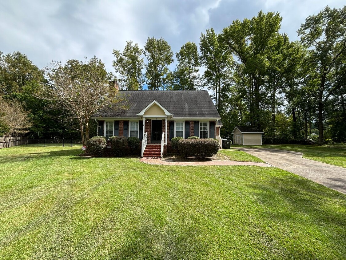 Primary Photo - 405 Shelley Pl
