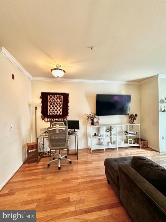 Building Photo - 2465 Army Navy Dr