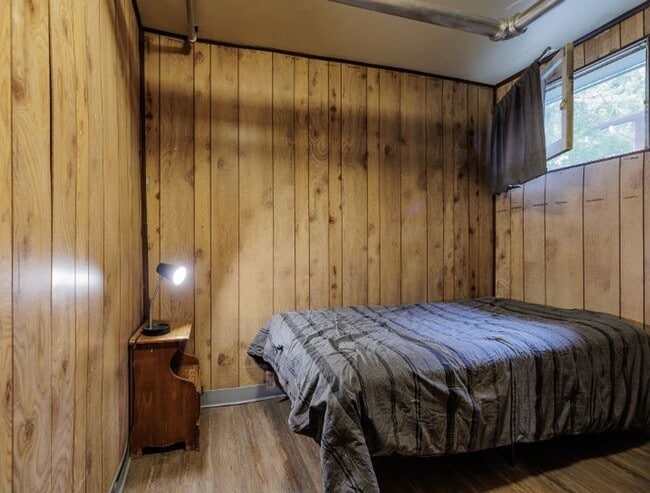 Photo - 914 13th St Apartment