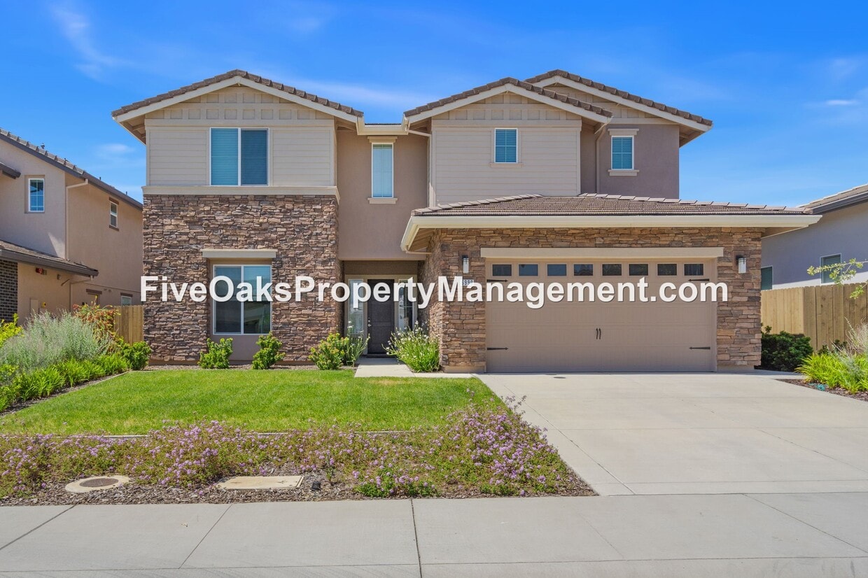Primary Photo - 6990 Saratoga Estates Dr