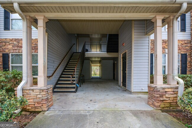 Foto del edificio - 4101 Fairington Club Dr