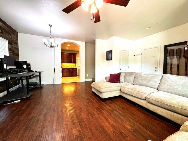 Foto del edificio - 3101 B St
