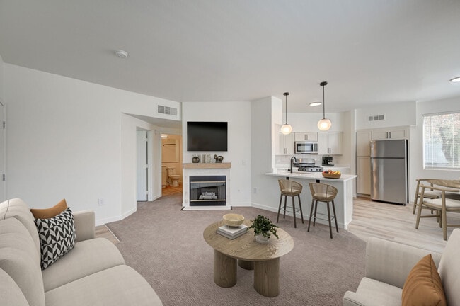 Building Photo - Viviani